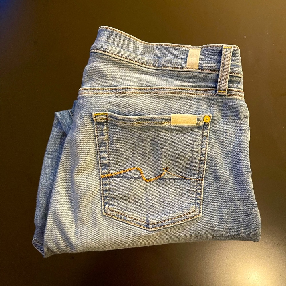 Women’s 7 For All Mankind Josefina skinny boyfriend. Size 29.